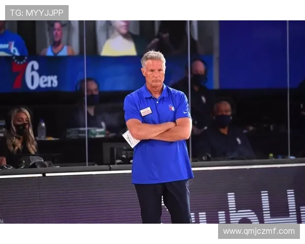 迈克布朗解析先发调整策略应对绿军小个阵容避免大个防守后卫